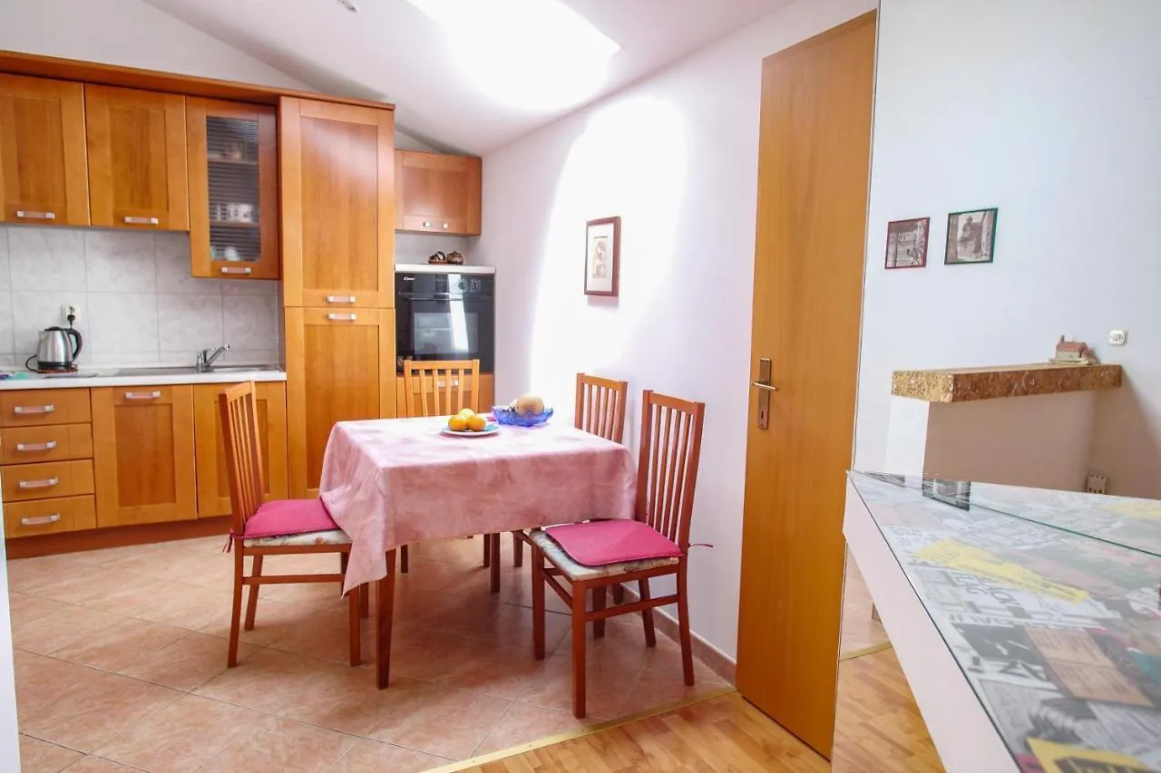 Amu Apartment بولا كرواتيا